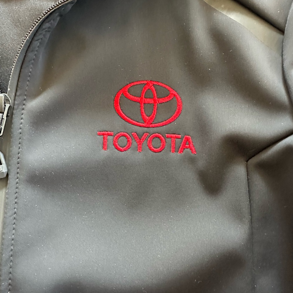 OGIO Black Softshell Jacket - Picture 2 of 6